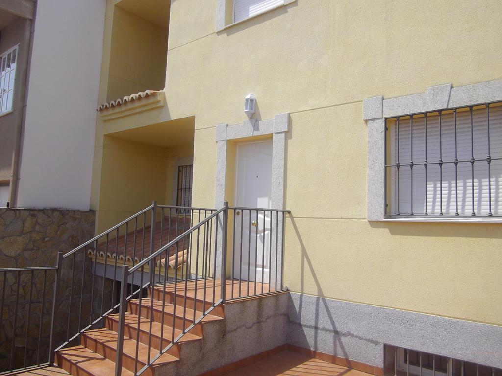 Apartamento Villa Soterrana Trujillo Exterior foto